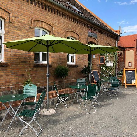 Alte Schule Cafe Und Pension Drehna Екстер'єр фото